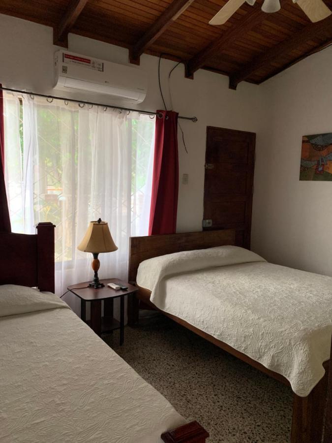 ליברייה Hostal My Green House מראה חיצוני תמונה