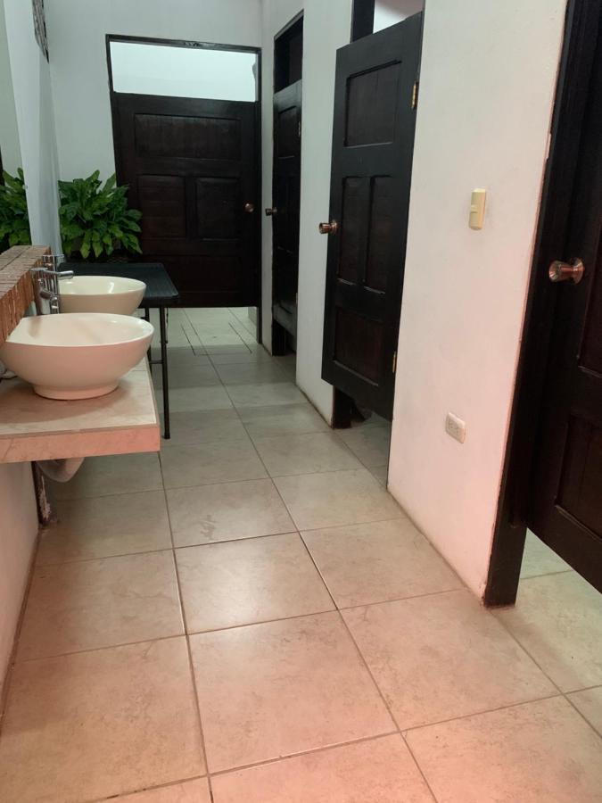 ליברייה Hostal My Green House מראה חיצוני תמונה