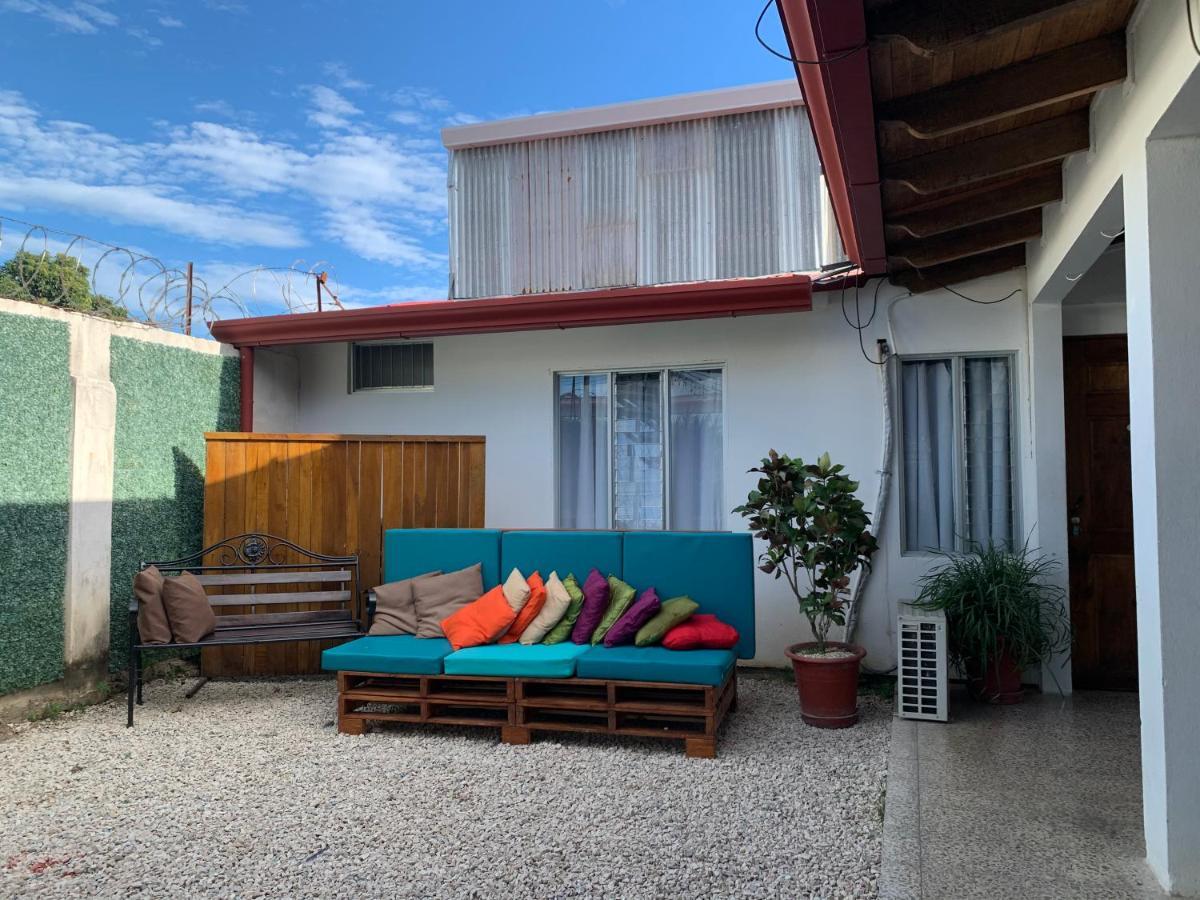 ליברייה Hostal My Green House מראה חיצוני תמונה