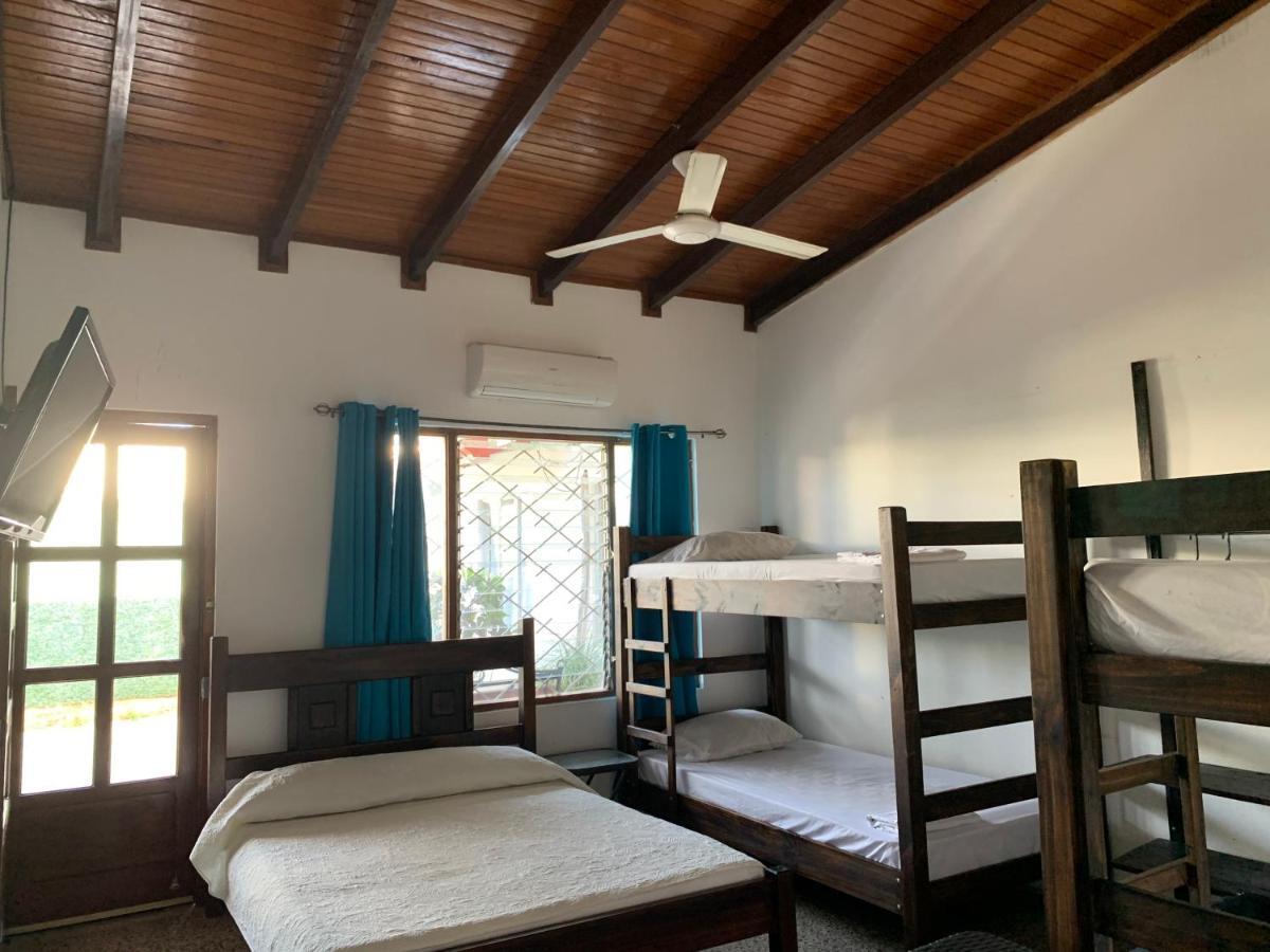 ליברייה Hostal My Green House מראה חיצוני תמונה