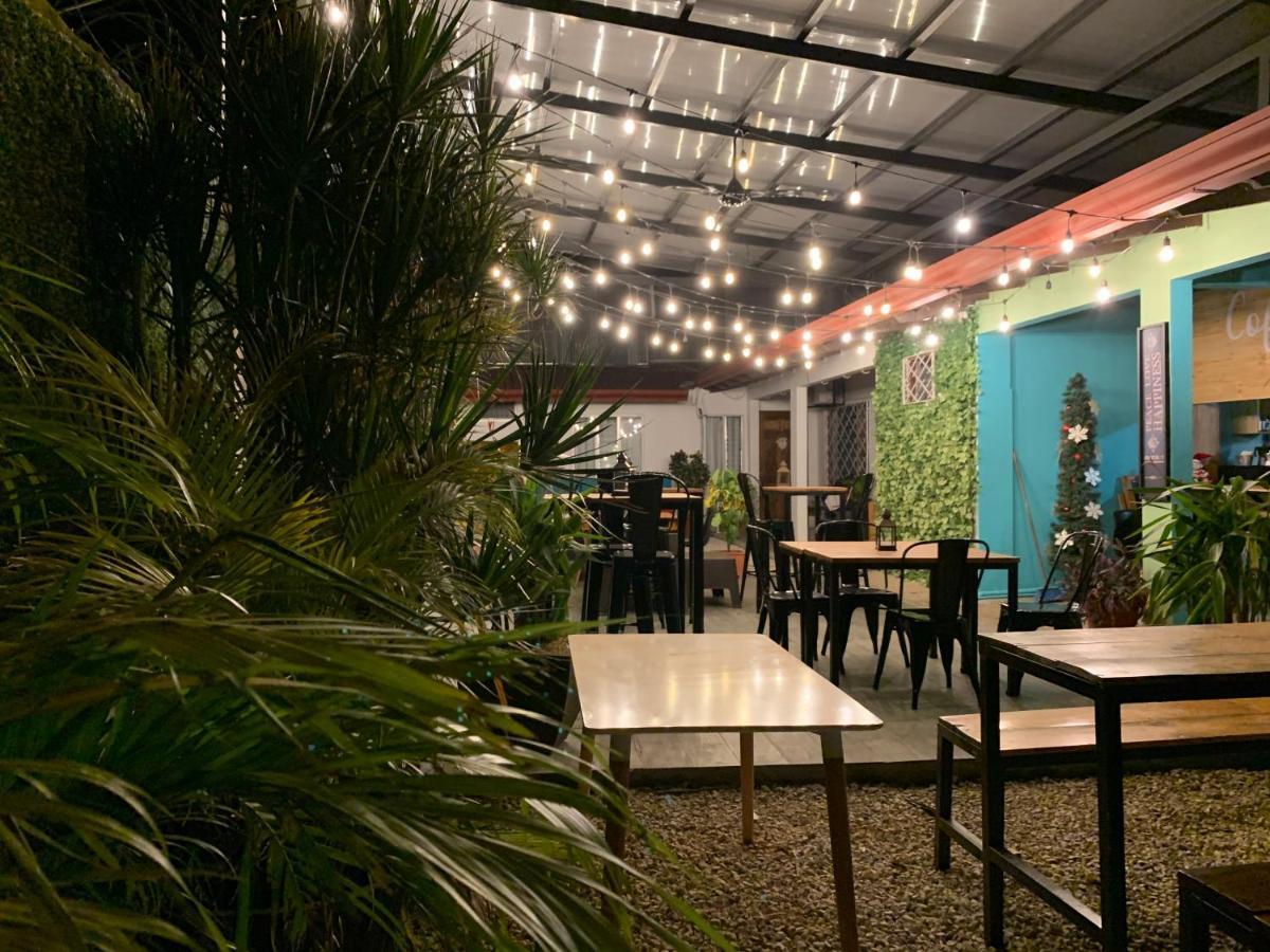 ליברייה Hostal My Green House מראה חיצוני תמונה